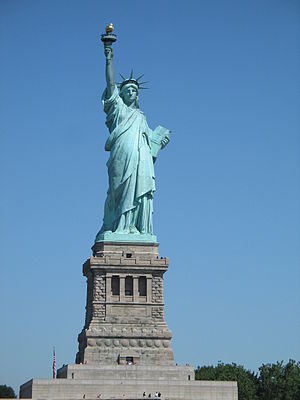 300px-US_-_Liberty_Island_-_05.JPG